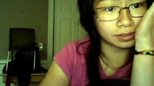 Amatør asiatisk kæreste bliver fræk på webcam