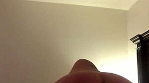 Ex novia comparte video de masturbación en solitario