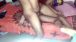 एमेच्योर बंगाली छात्र और शिक्षक यौन गतिविधि में संलग्न हैं