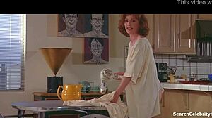Julianne Moores zvodne predvádza vo filme z roku 1993